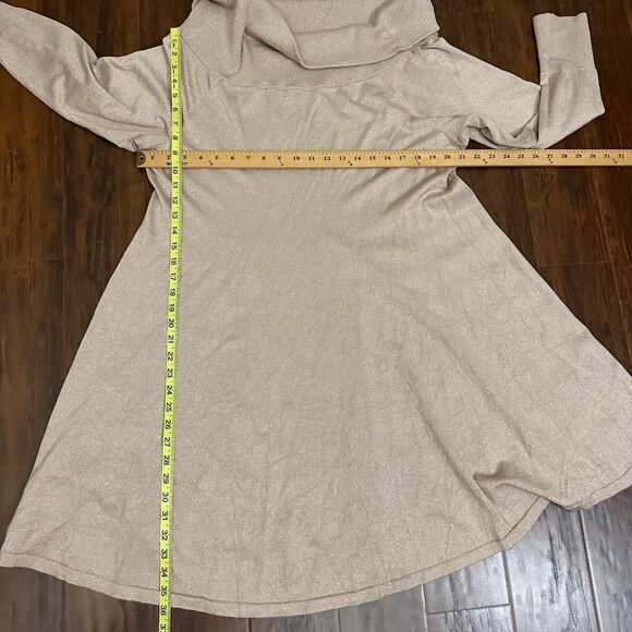 TORRID MARILYN MONROE Mini Fluted Sweater Dress Beige Metallic - Picture 12 of 12